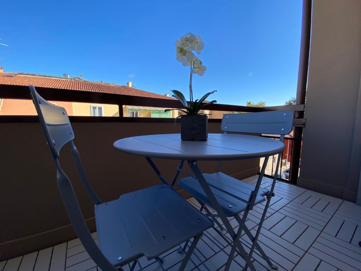 Vittoria Holiday Home Verona Bagian luar foto